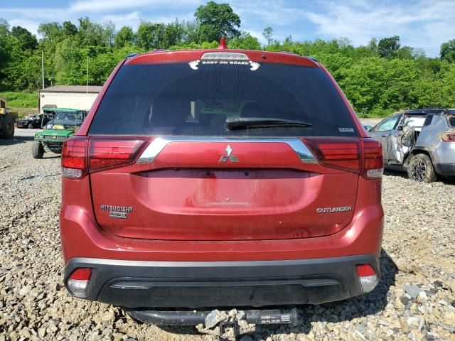 2019 Mitsubishi Outlander SE