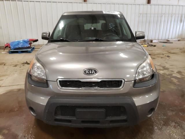 2011 KIA Soul +