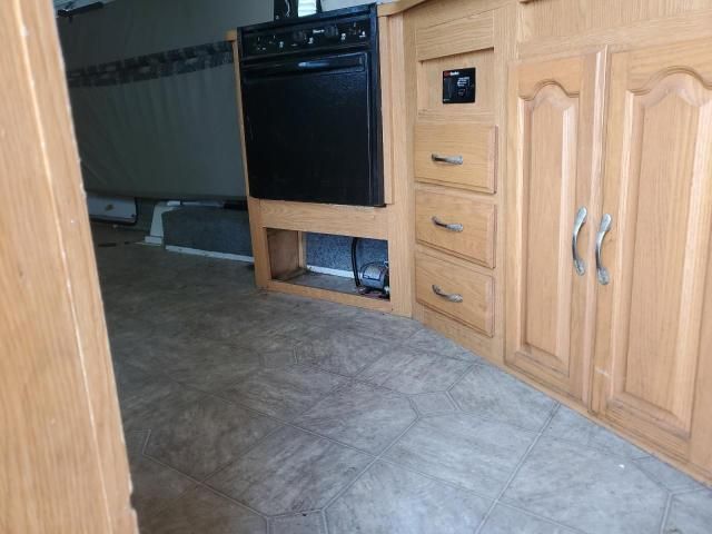 2005 Forest River Motorhome