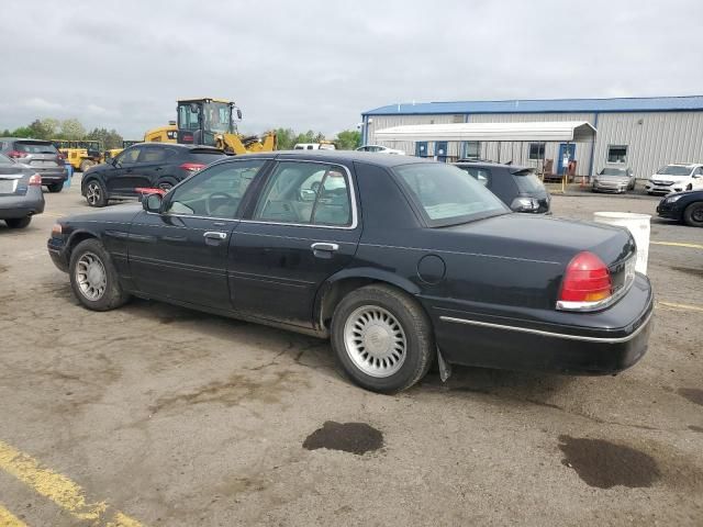 2002 Ford Crown Victoria LX