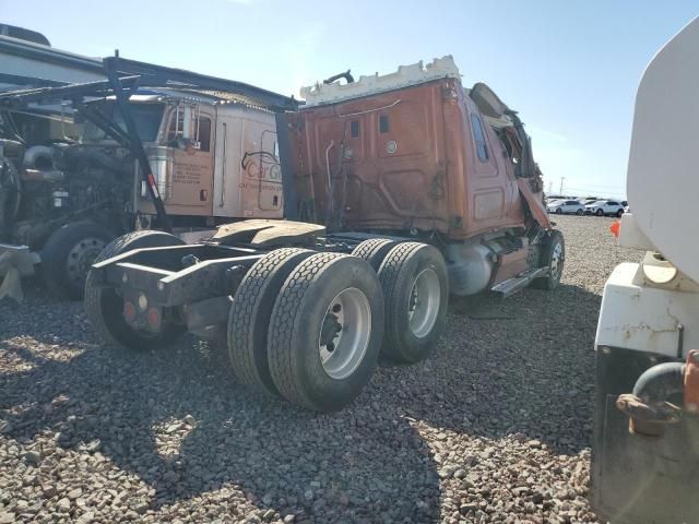 2012 Freightliner Cascadia 125