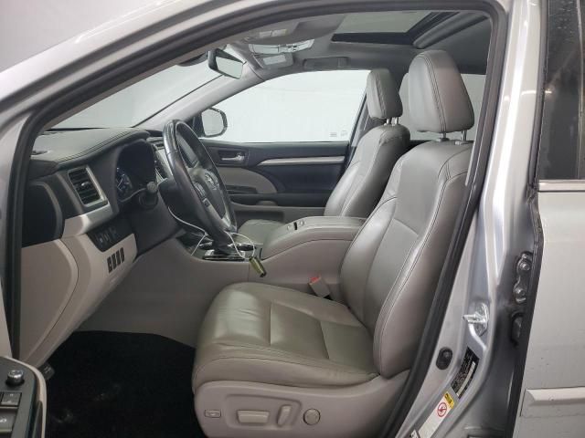 2018 Toyota Highlander SE