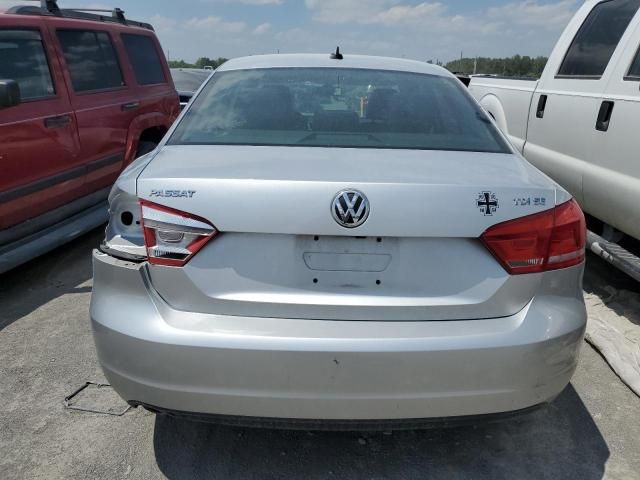 2014 Volkswagen Passat SE