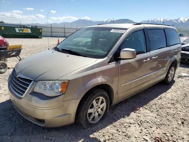 2009 Chrysler Town & Country Touring