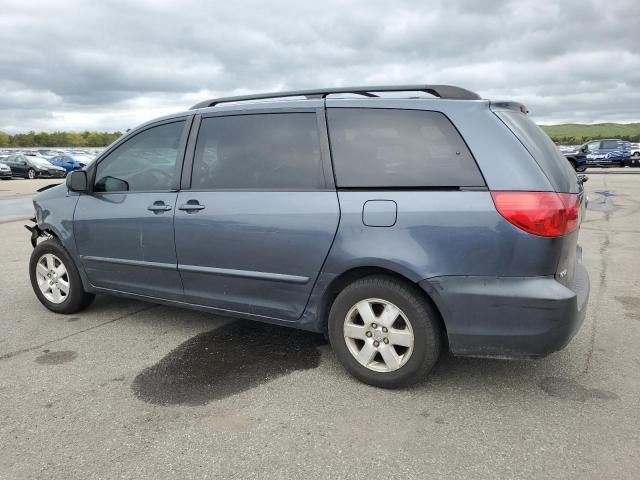 2006 Toyota Sienna CE