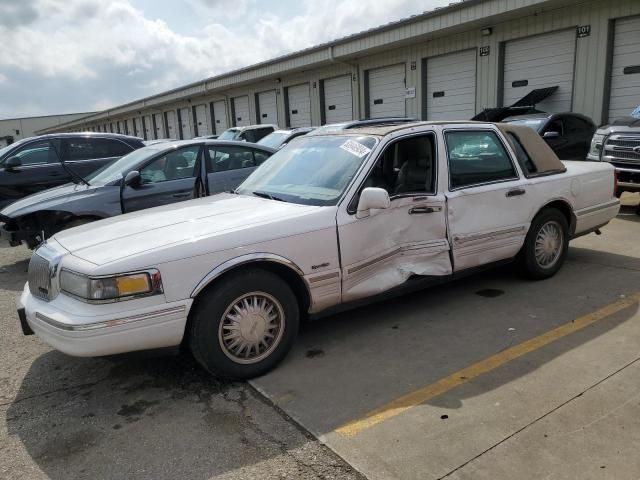 1997 Lincoln Town Car Signature