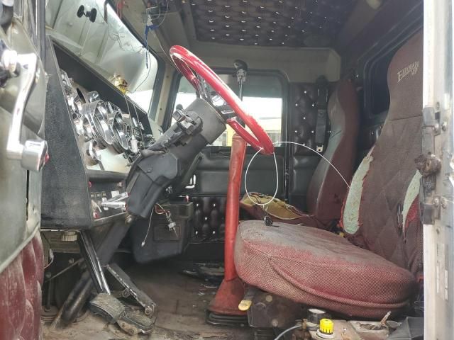 1995 Kenworth Construction T600