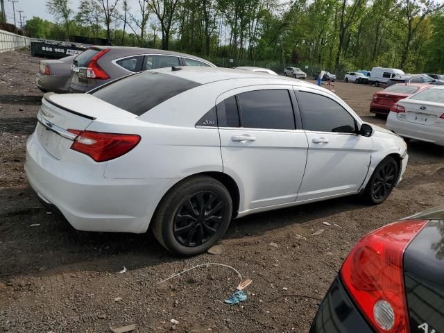 2013 Chrysler 200 LX