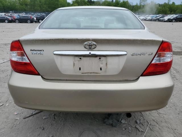 2004 Toyota Camry LE