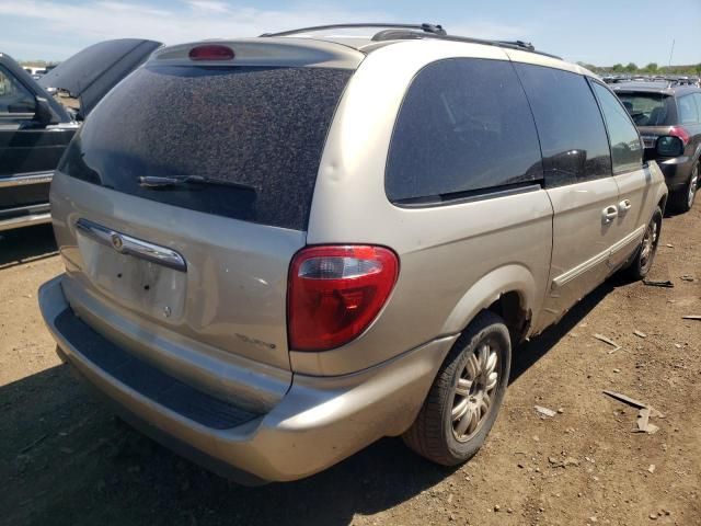 2006 Chrysler Town & Country Touring