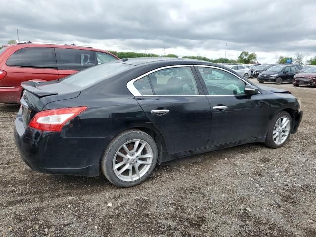 2010 Nissan Maxima S