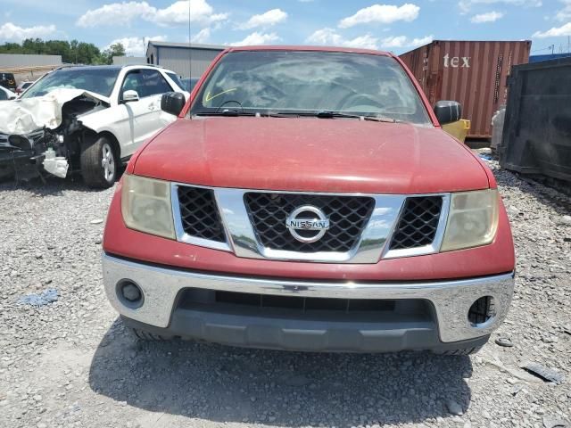 2005 Nissan Frontier Crew Cab LE