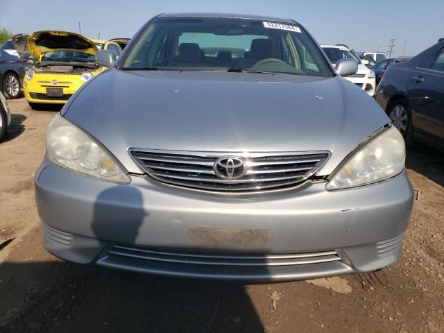 2005 Toyota Camry LE