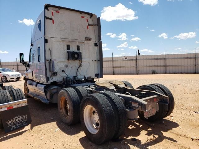 2012 Freightliner Cascadia 125