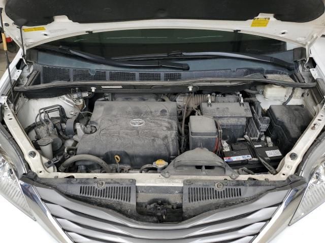 2012 Toyota Sienna XLE