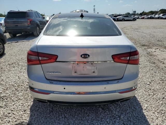 2016 KIA Cadenza Luxury