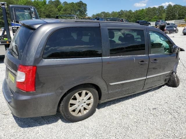 2016 Chrysler Town & Country Touring