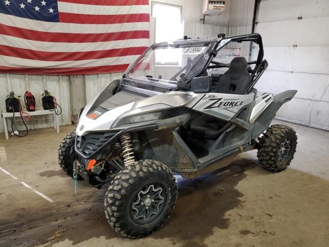 2021 Can-Am Zforce 950