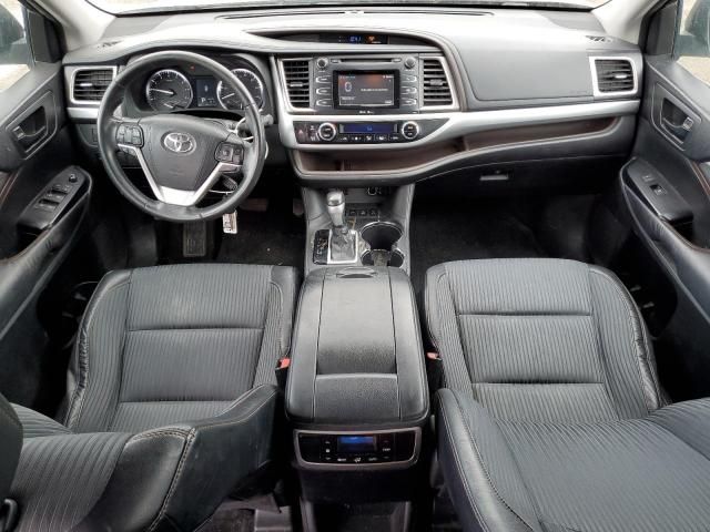 2015 Toyota Highlander LE