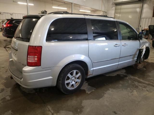 2010 Chrysler Town & Country Touring Plus