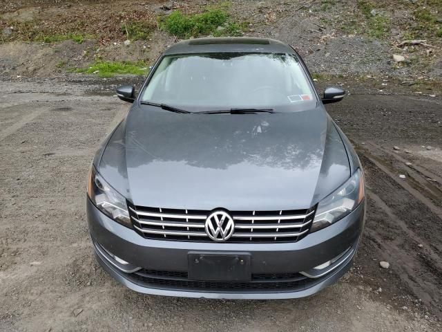 2015 Volkswagen Passat SEL