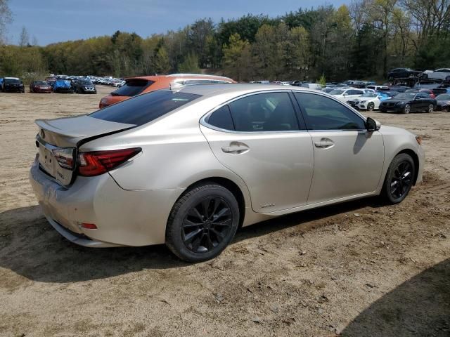 2018 Lexus ES 300H