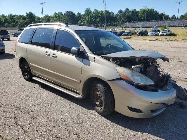 2009 Toyota Sienna CE