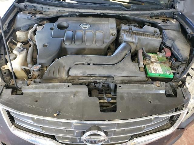 2010 Nissan Altima Base