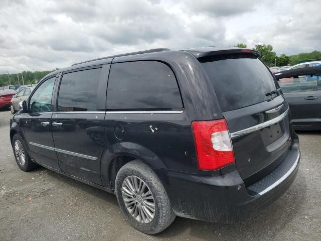 2014 Chrysler Town & Country Touring L