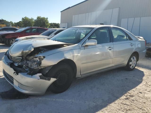 2005 Toyota Camry LE