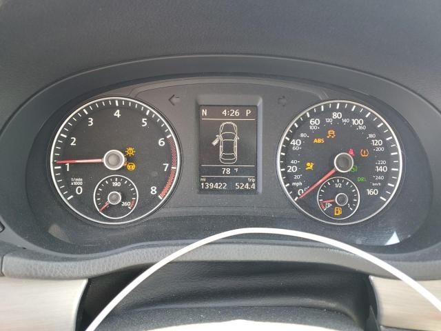 2014 Volkswagen Passat SE