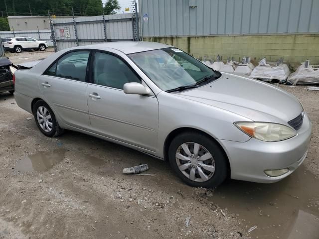 2004 Toyota Camry LE