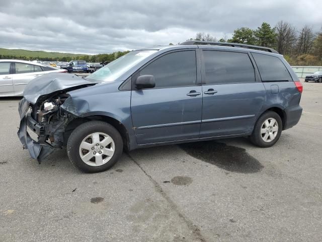 2006 Toyota Sienna CE