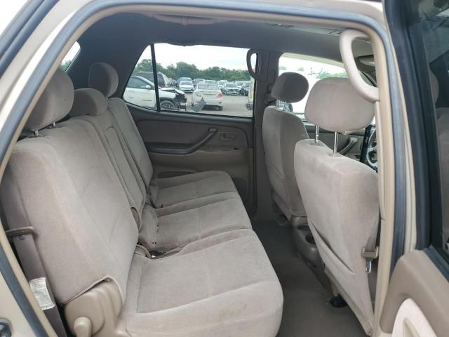 2004 Toyota Sequoia SR5