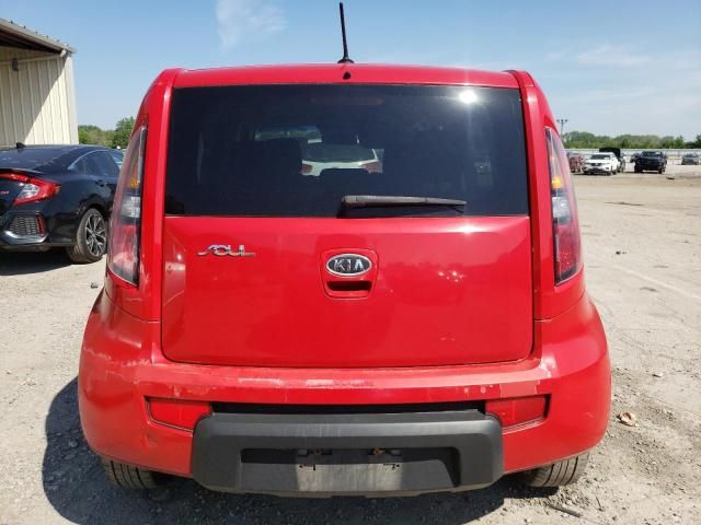 2011 KIA Soul +