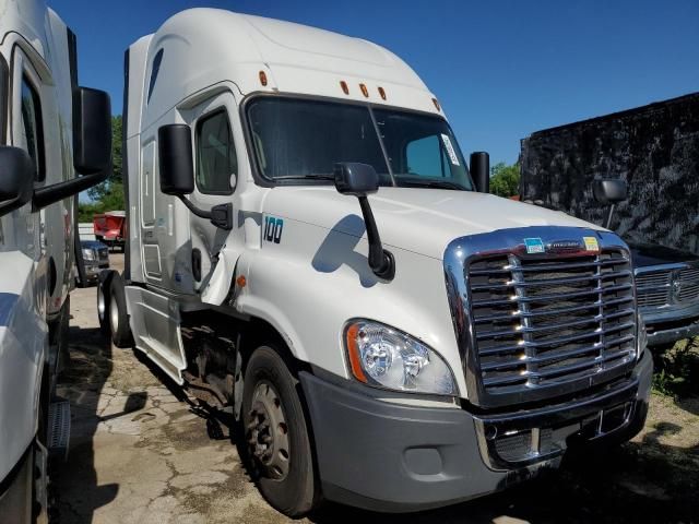 2015 Freightliner Cascadia 125