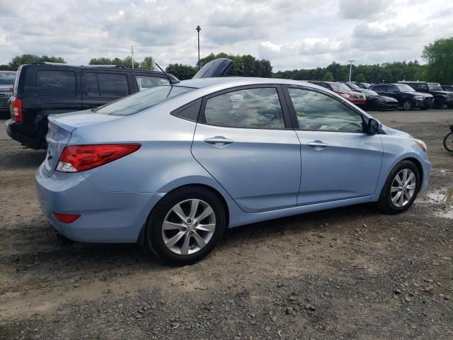 2013 Hyundai Accent GLS