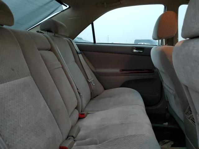 2004 Toyota Camry LE