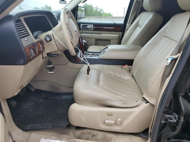 2005 Lincoln Navigator