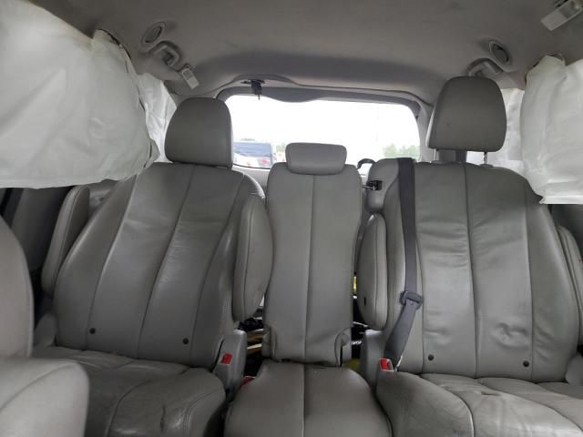 2011 Toyota Sienna XLE