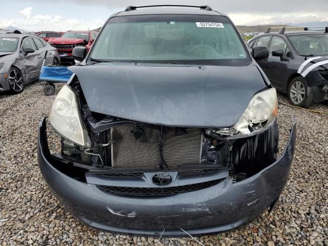 2010 Toyota Sienna CE