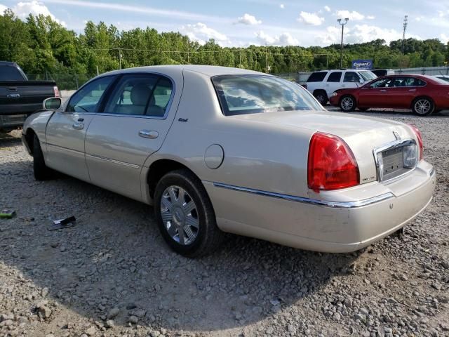 2003 Lincoln Town Car Cartier L