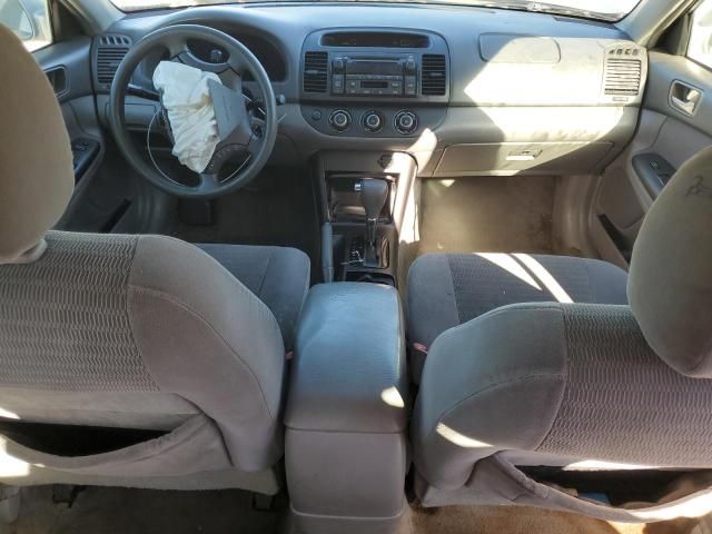 2005 Toyota Camry LE