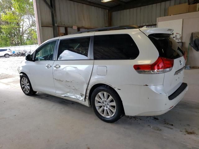 2012 Toyota Sienna XLE