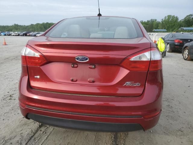 2014 Ford Fiesta SE