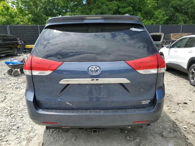 2013 Toyota Sienna XLE