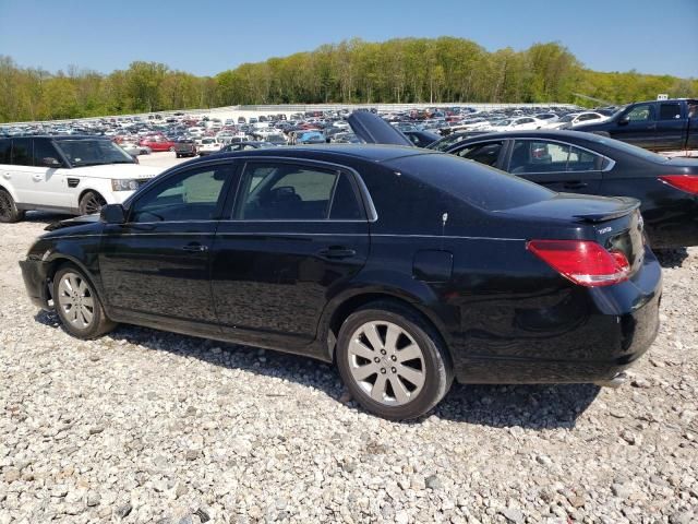 2005 Toyota Avalon XL