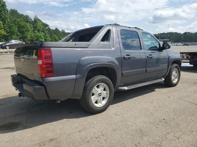 2011 Chevrolet Avalanche LT