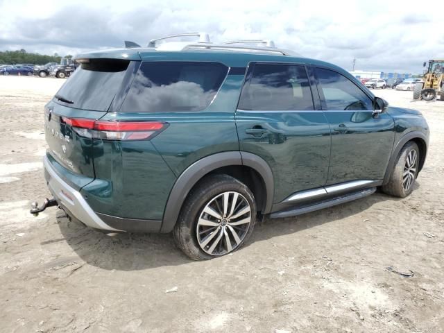 2023 Nissan Pathfinder Platinum