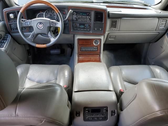 2004 Cadillac Escalade Luxury